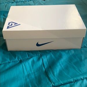 Nike zoom freak 1